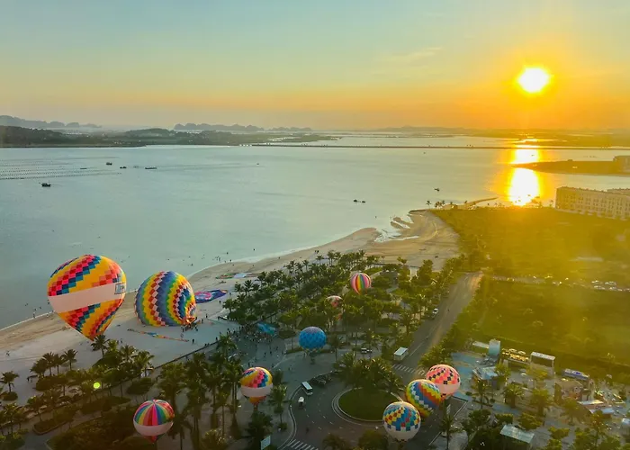 Modern Apartment Beachfront At Ha Long Bay