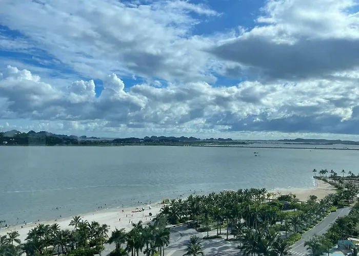 Modern Apartment Beachfront At Ha Long Bay