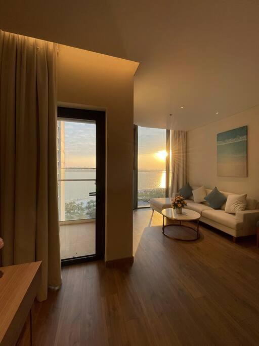 Modern Beachfront At Bay Ha Long